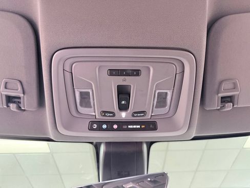 Used 2021 Chevrolet Silverado 1500 LTZ w/ Technology Package AWD/4WD image 54