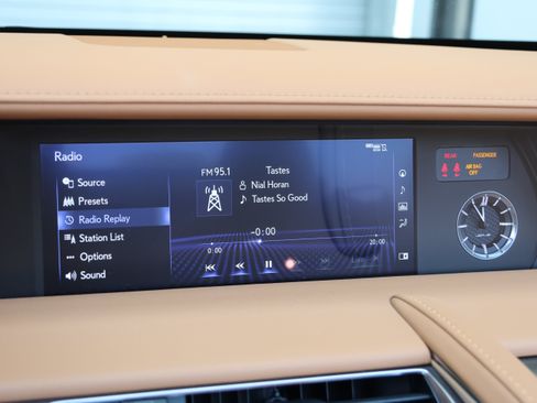 Used 2023 Lexus LC 500 Convertible w/ Touring Package RWD image 22