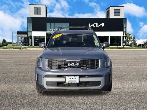 Used 2025 Kia Telluride S image 4