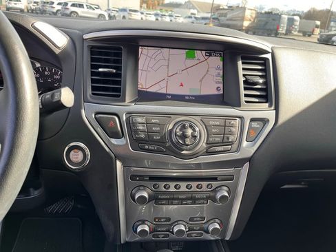 Used 2019 Nissan Pathfinder SL image 35
