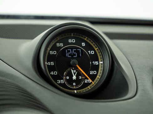 Used 2020 Porsche 718 Cayman GT4 image 14