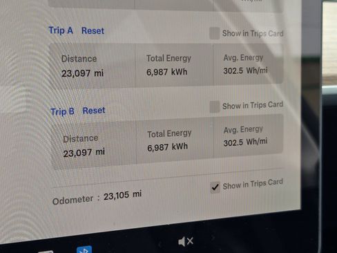 Used 2024 Tesla Model Y Long Range image 21