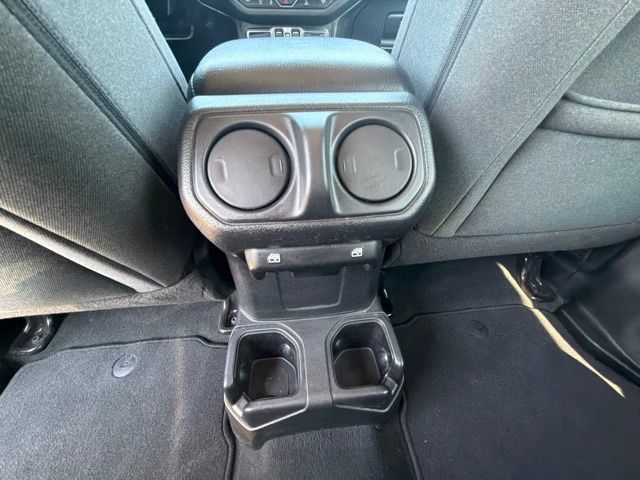 Used 2024 Jeep Wrangler Unlimited Sport AWD/4WD image 15