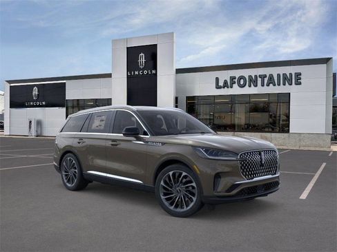 New 2026 Lincoln Aviator Reserve w/ Luxury Package image 7