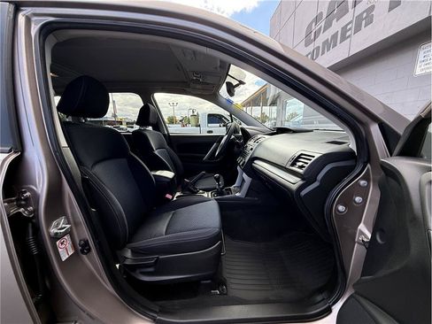 Used 2015 Subaru Forester 2.5i Premium AWD/4WD image 13