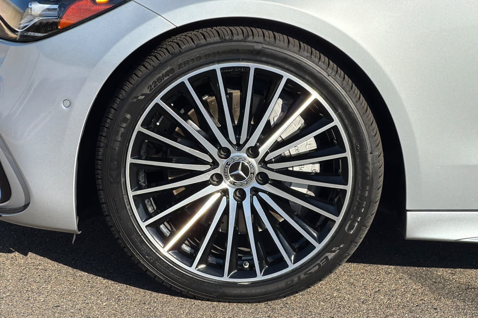 Used 2024 Mercedes-Benz C 300 4MATIC Sedan image 32