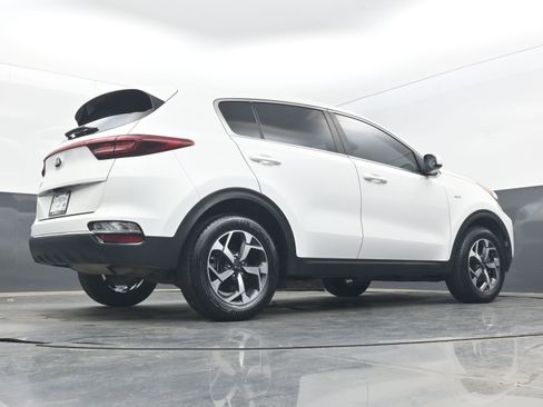 Used 2020 Kia Sportage LX AWD/4WD image 28