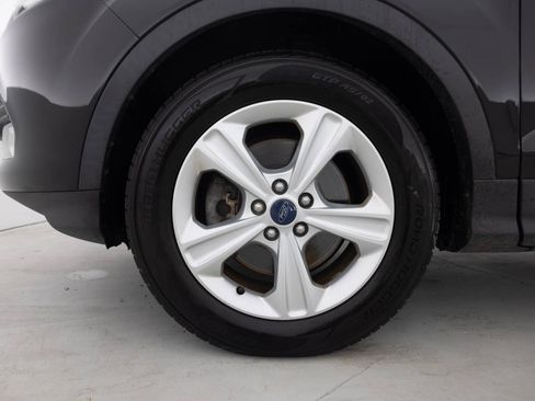 Used 2015 Ford Escape SE w/ Equipment Group 201A AWD/4WD image 17