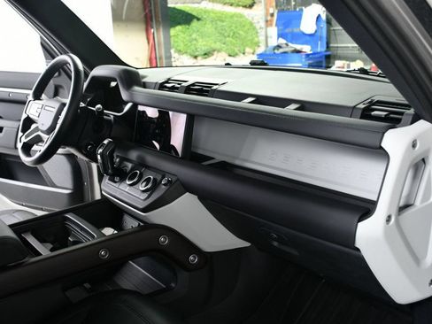 Used 2024 Land Rover Defender 110 S AWD/4WD image 27