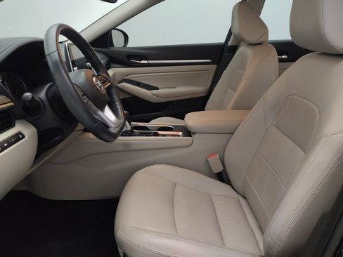 Used 2019 Nissan Altima 2.5 Platinum AWD/4WD image 17