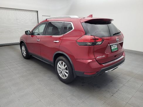 Used 2017 Nissan Rogue SV FWD image 3