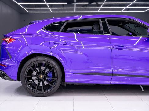 Used 2022 Lamborghini Urus AWD/4WD image 11