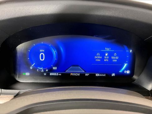 Used 2020 Ford Explorer Platinum w/ Premium Technology Package AWD/4WD image 25