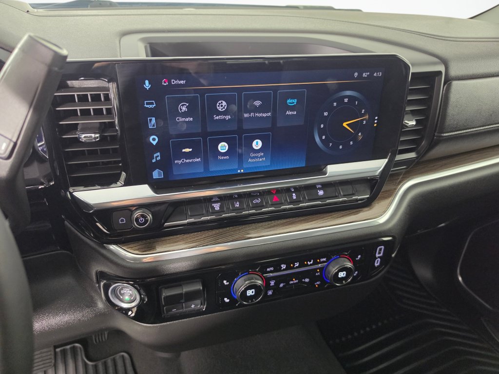 Used 2025 Chevrolet Silverado 2500 LT w/ Convenience Package AWD/4WD image 16