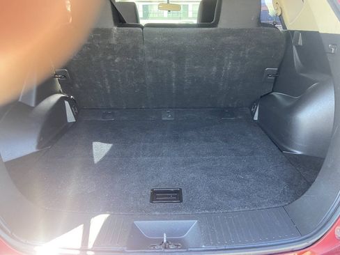 Used 2015 Nissan Rogue S w/ Convenience Package AWD/4WD image 10