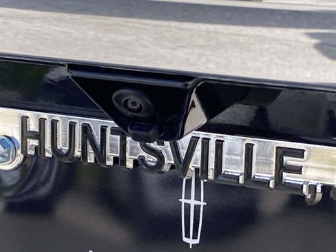 Used 2024 Lincoln Navigator L Reserve AWD/4WD image 5