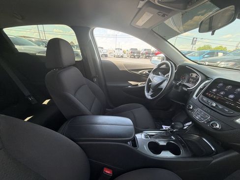 Used 2024 Chevrolet Malibu LT w/ Midnight Edition FWD image 11
