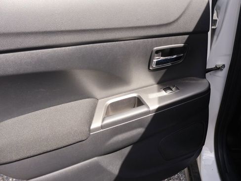 Used 2019 Mitsubishi Outlander Sport SE FWD image 18