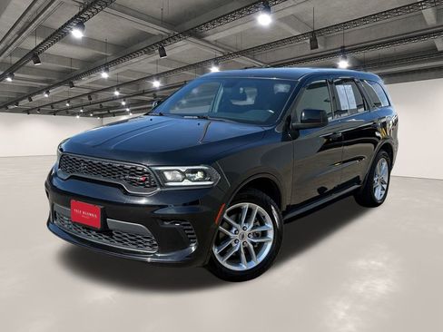 Used 2023 Dodge Durango GT image 1