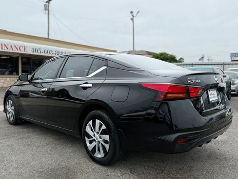 Used 2019 Nissan Altima 2.5 S AWD/4WD image 11