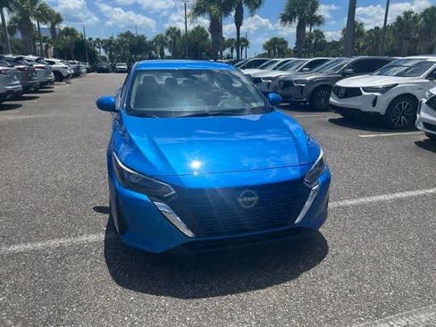Used 2024 Nissan Sentra SV FWD image 5