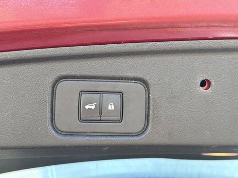 Used 2023 Nissan Pathfinder Platinum w/ Cargo Package image 15