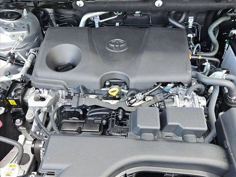 New 2025 Toyota RAV4 XLE w/ Convenience Package FWD image 15