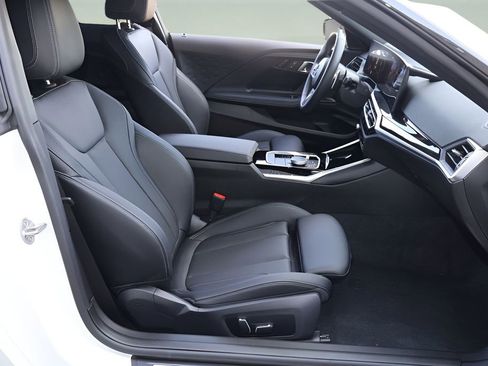 Used 2024 BMW M240i Coupe image 17