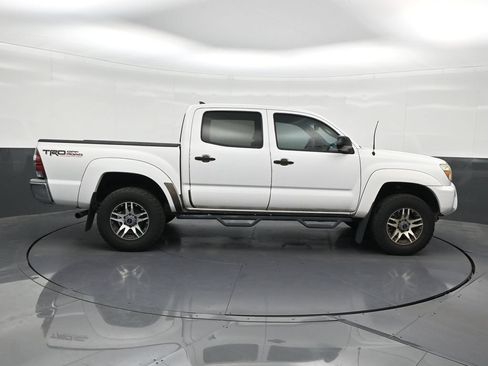 Used 2012 Toyota Tacoma PreRunner w/ SR5 Pkg RWD image 7