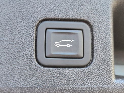 Certified 2023 Chevrolet Equinox LT image 29