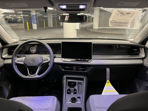 New 2026 Volkswagen Tiguan S FWD image 7