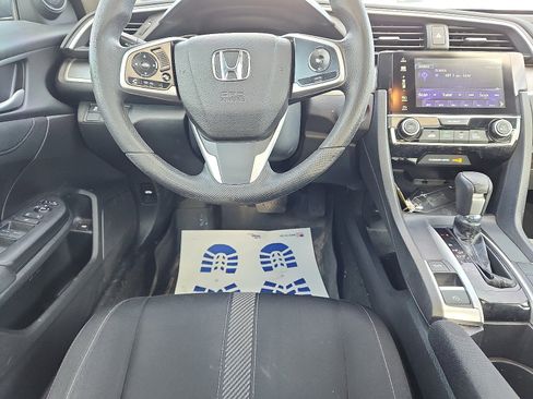 Used 2018 Honda Civic EX image 10