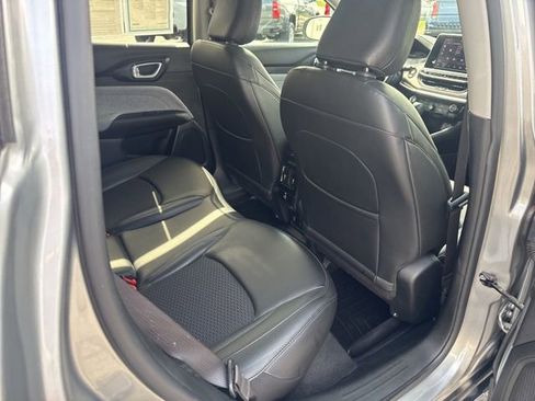 Used 2022 Jeep Compass Latitude w/ Convenience Group AWD/4WD image 22