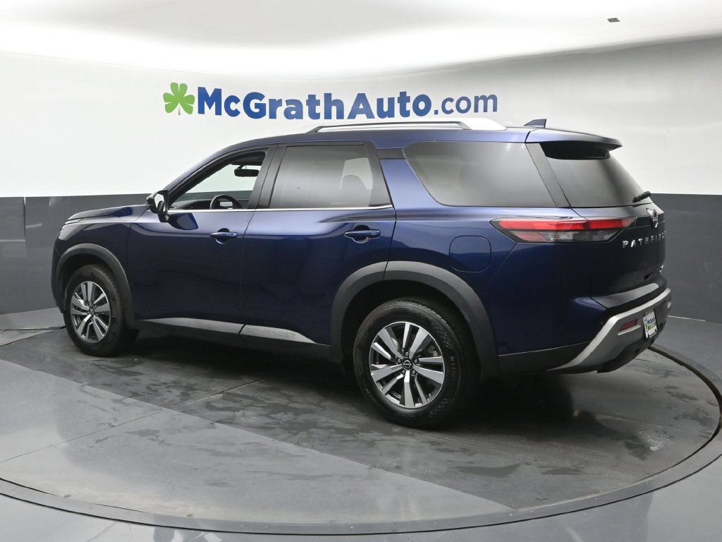 Used 2025 Nissan Pathfinder SL AWD/4WD image 25