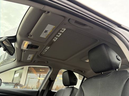 Used 2014 BMW 320i Sedan RWD image 27