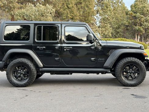 Used 2021 Jeep Wrangler Unlimited Sport image 3