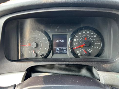 Used 2017 Toyota Sienna LE FWD image 17