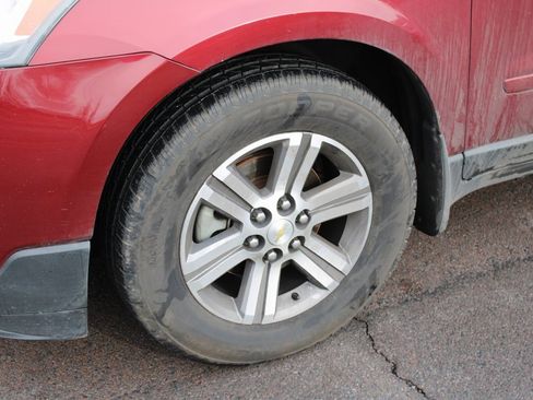 Used 2016 Chevrolet Traverse LT w/ LPO, 'HIT The Road' Package image 11