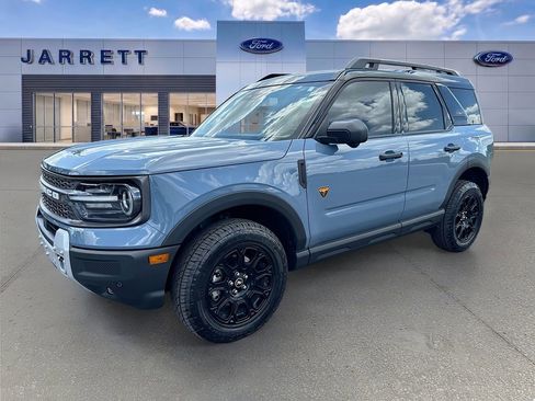 Certified 2025 Ford Bronco Sport Badlands w/ Badlands Tech Package AWD/4WD image 3