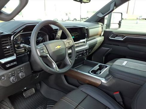 New 2026 Chevrolet Silverado 2500 High Country w/ High Country Premium Package image 11