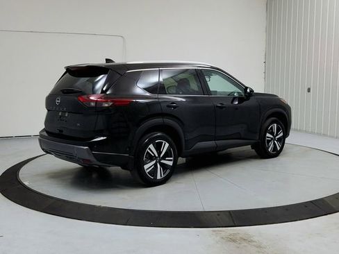 Used 2025 Nissan Rogue SL w/ SL Premium Package image 7