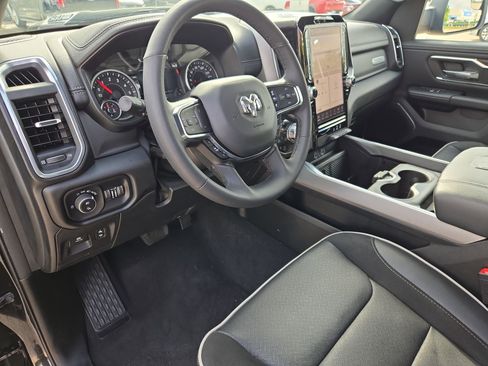 Used 2025 RAM 1500 Laramie w/ Sport Appearance Package AWD/4WD image 12