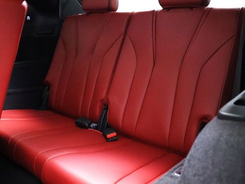 Used 2025 Acura MDX A-Spec image 10