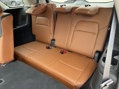 Used 2025 Nissan Pathfinder Platinum w/ Cargo Package image 49