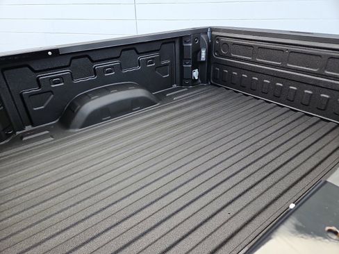 Used 2024 Chevrolet Silverado 2500 LT image 6