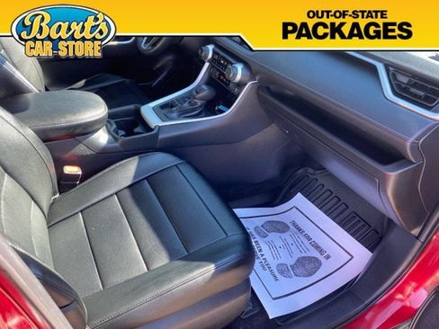 Used 2021 Toyota RAV4 XLE w/ XLE Grade Weather Package AWD/4WD image 16
