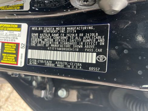 Certified 2024 Toyota Camry SE w/ Convenience Package image 31