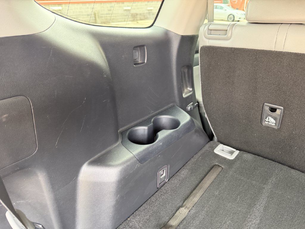 Used 2022 Toyota Highlander XLE w/ Protection Package #3 (TMS) AWD/4WD image 28