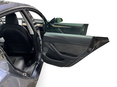 Certified 2022 Tesla Model 3 Long Range AWD/4WD image 23