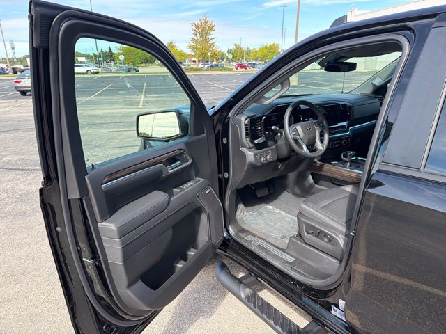 New 2026 Chevrolet Silverado 1500 RST w/ All Star Edition Plus AWD/4WD image 9